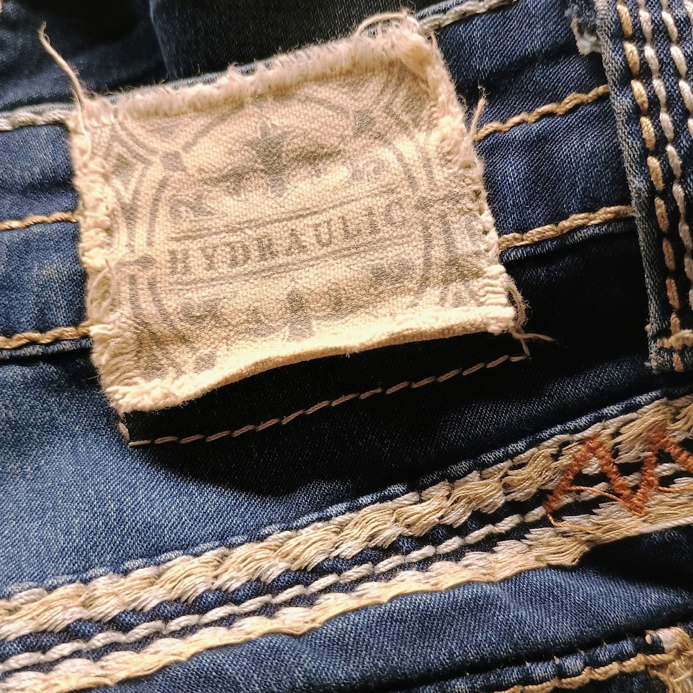 Hydraulic GRAMERCY Women's Size 8 Blue Denim Capris Embroidered Pockets 32x22 - Picture 14 of 14